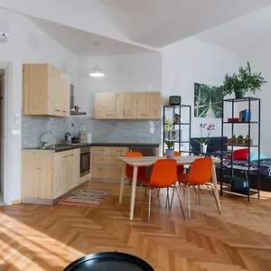 Casa Mazzini , Verona Italia