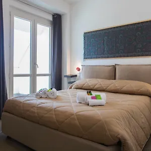 Overseas - Penthouse - Attico - Palazzo San Matteo - , Palermo Italien